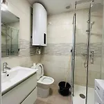 Ground Floor-apart Near The Eiffel Tower דירה פריז