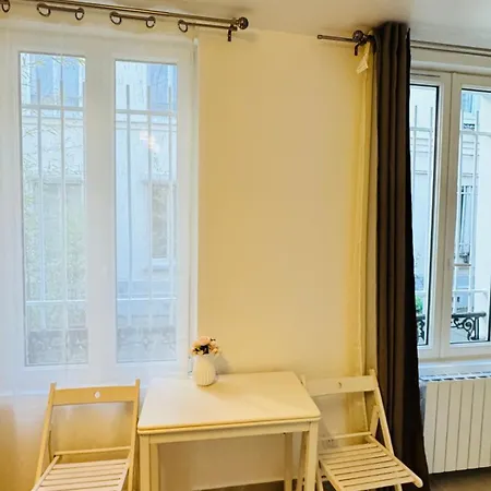 Ground Floor-apart Near The Eiffel Tower شقة *
