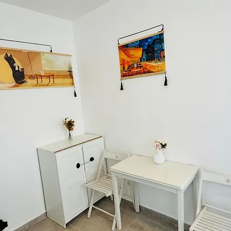 Ground Floor-apart Near The Eiffel Tower باريس