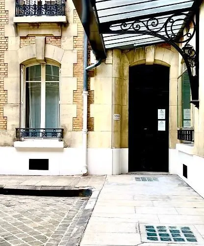 Dream Dwell Paris-haussmannien In The 7th 400m To Eiffel Tower アパート